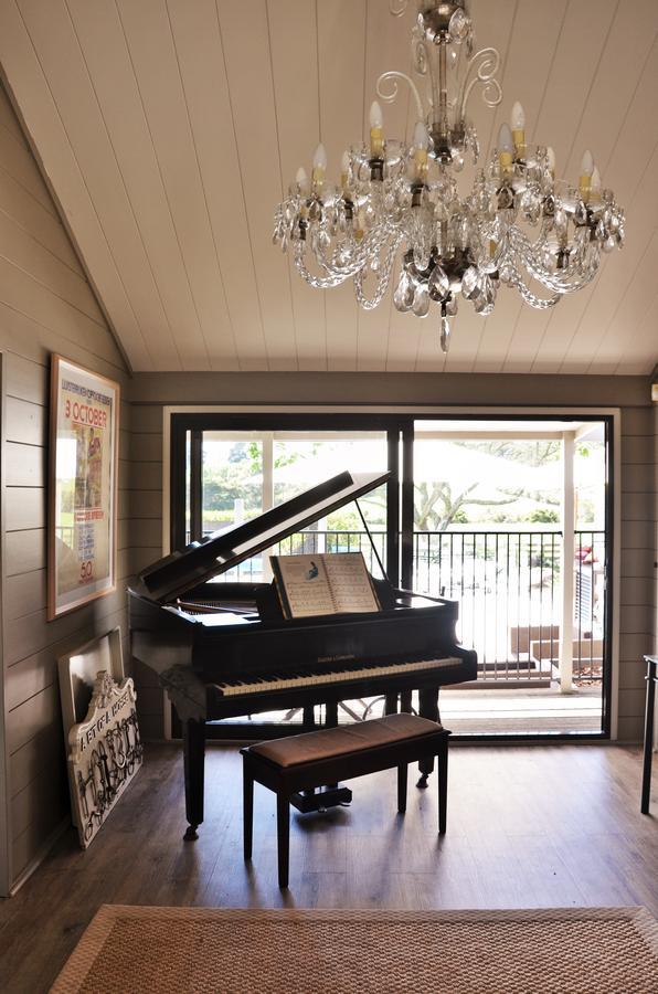 Quail Lodge NZ Snells Beach Extérieur photo